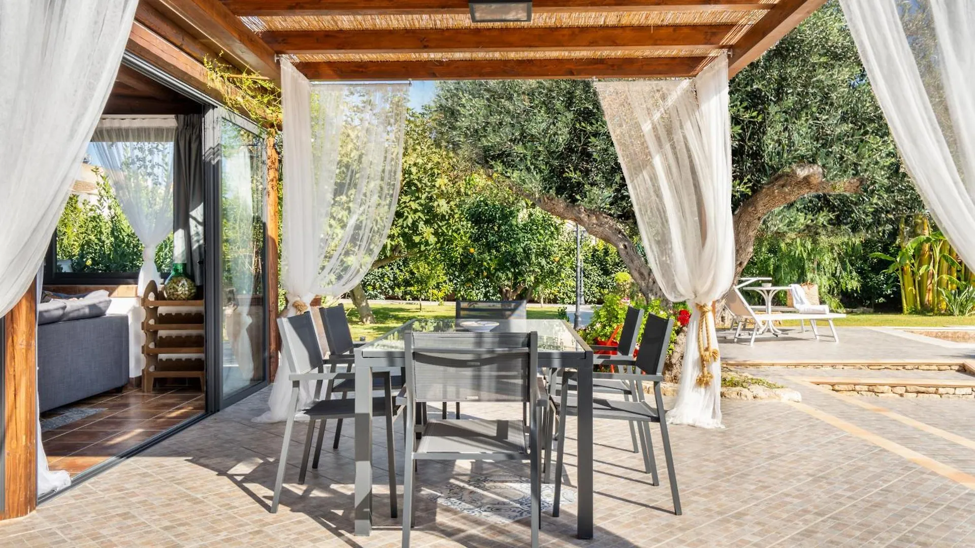 Le Giarre - Villa Con Piscina Privata A Trapani Marausa