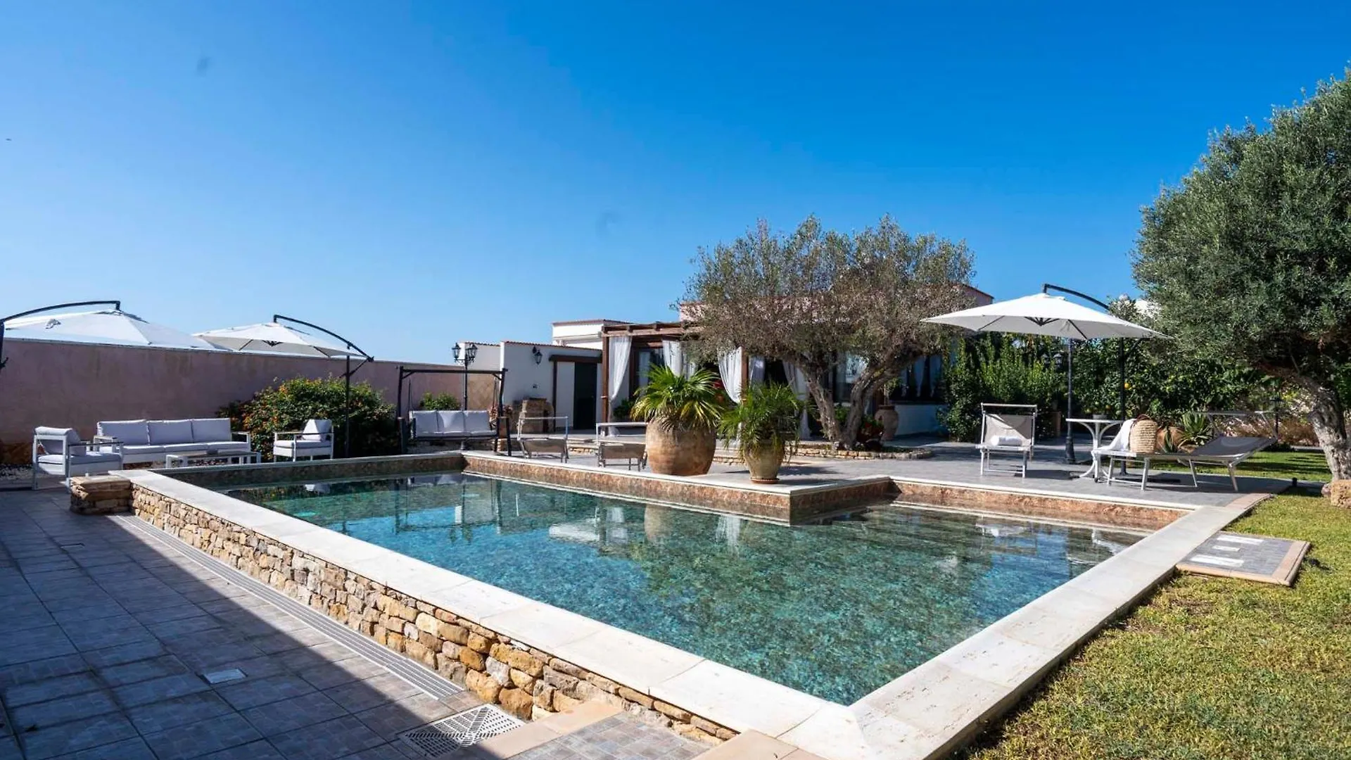 Le Giarre - Villa Con Piscina Privata A Trapani Marausa